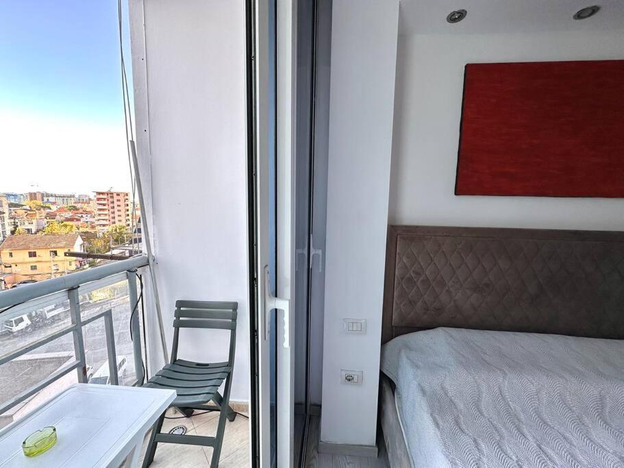 Family Living Tirana Apartment ภายนอก รูปภาพ