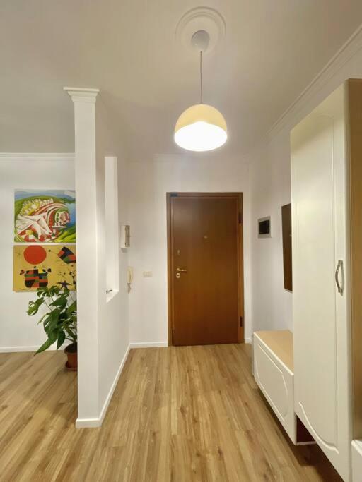 Family Living Tirana Apartment ภายนอก รูปภาพ