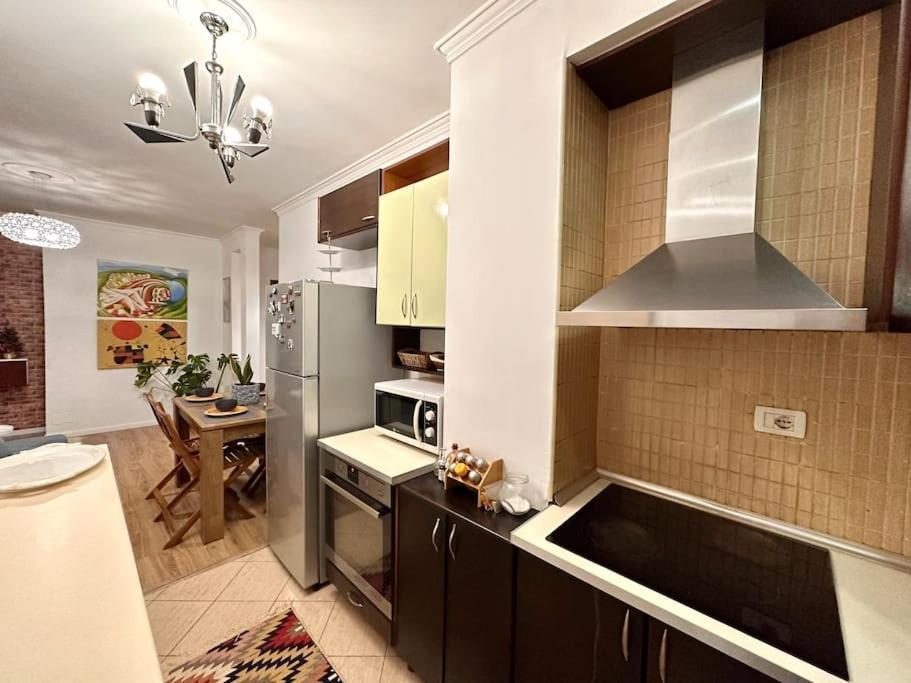 Family Living Tirana Apartment ภายนอก รูปภาพ